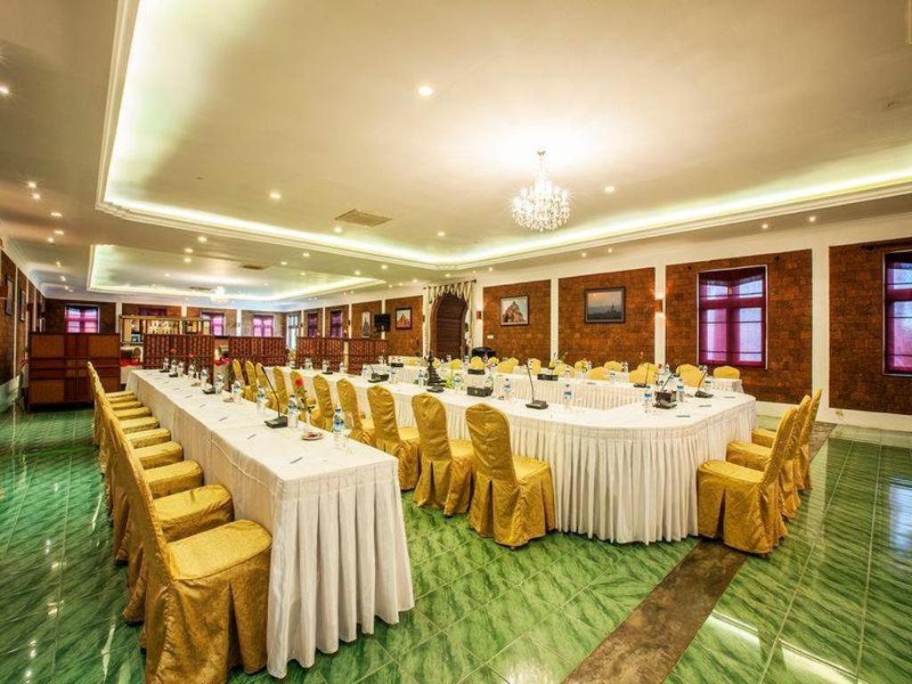 Aye Thar Yar Golf Resort Taunggyi Zewnętrze zdjęcie