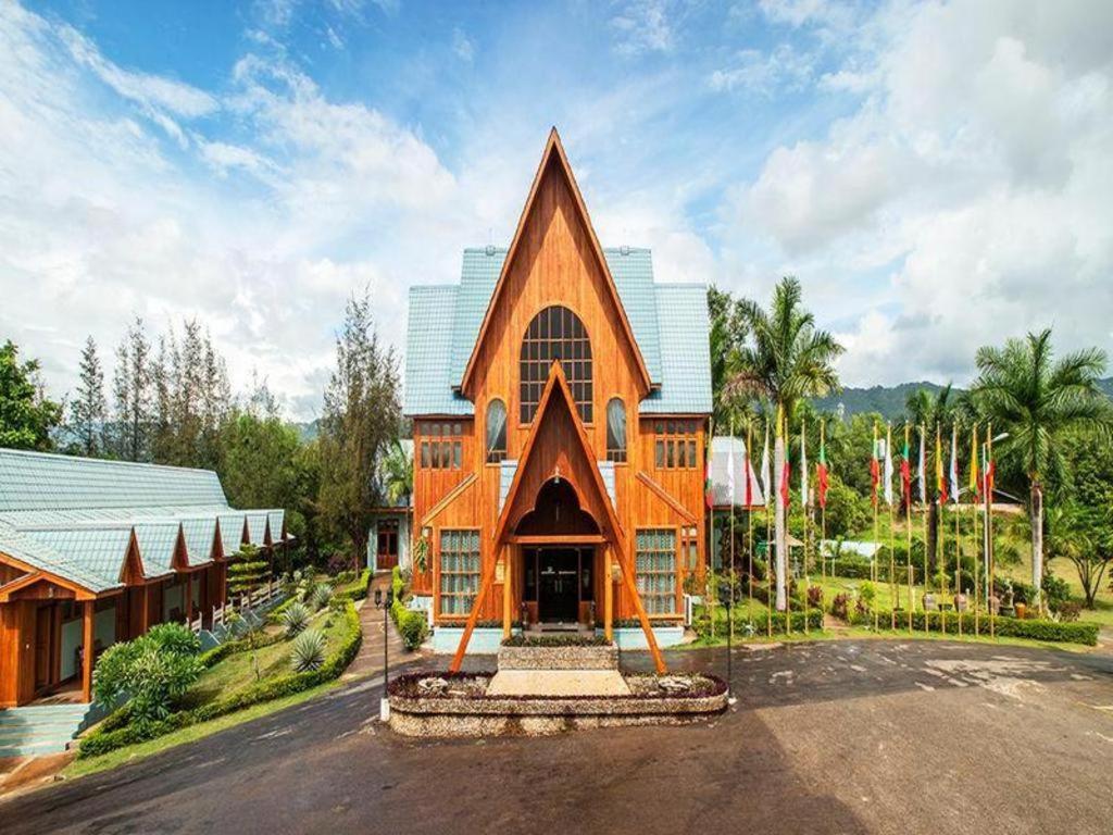 Aye Thar Yar Golf Resort Taunggyi Zewnętrze zdjęcie