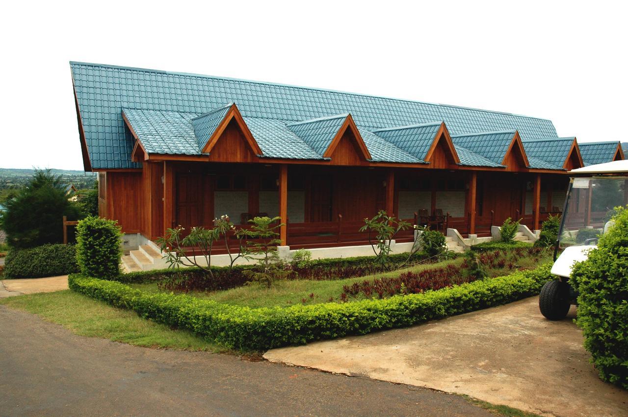 Aye Thar Yar Golf Resort Taunggyi Zewnętrze zdjęcie